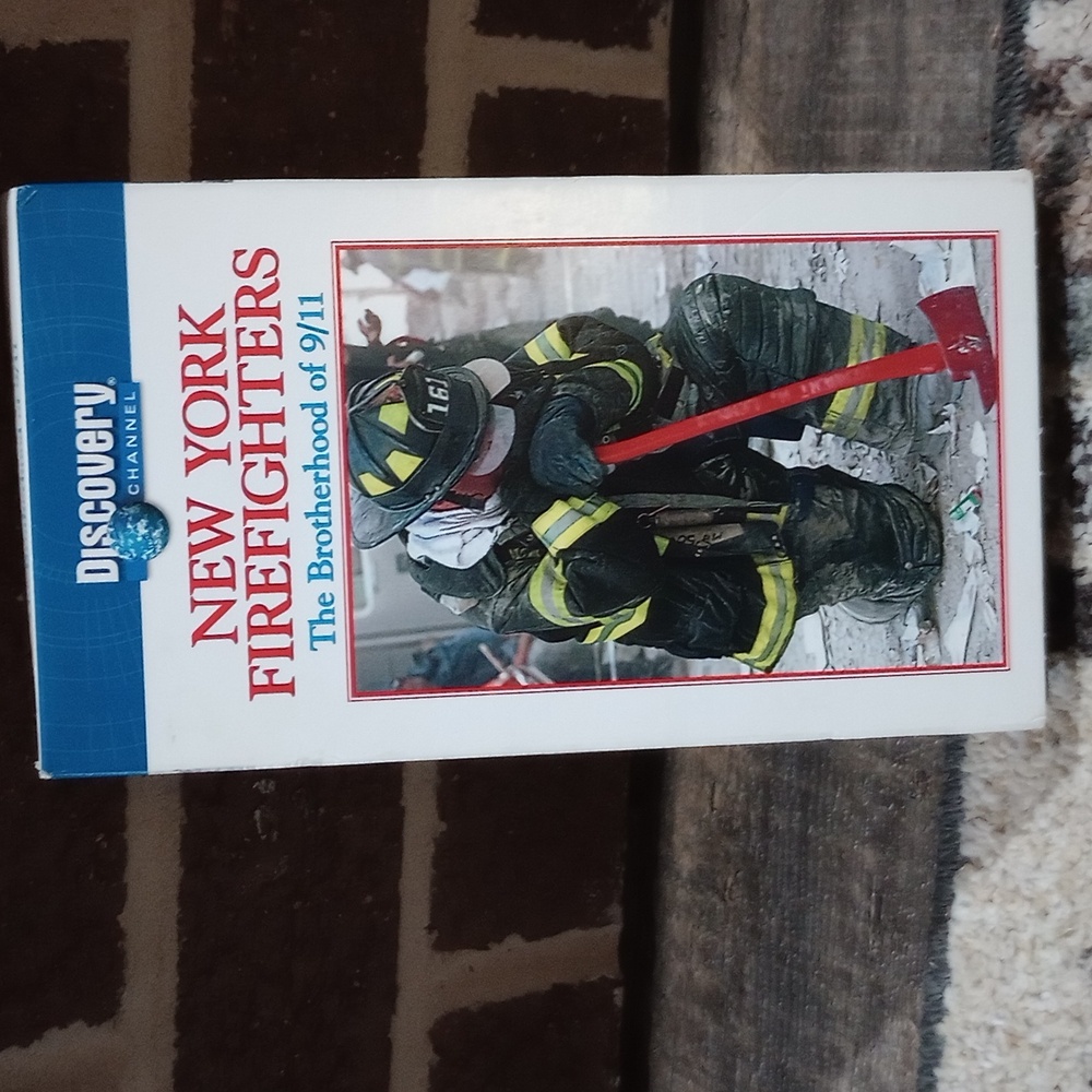 2002 VHS Discovery Channel N.Y Firefighter Brotherhood of 911